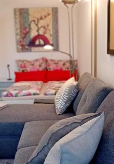 Augustinviertel Apartment | Studio apartment with balcony