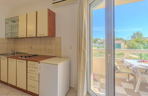 Vidalici Apartment | Studio-Apartment with sea view, directly at the beach, beach chairs