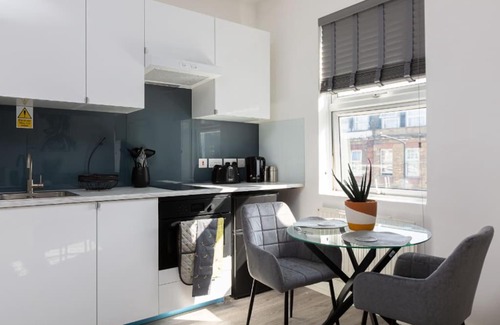 Harrow Road Apartment | Studio Apt, 8 Min Walk From Tube 3