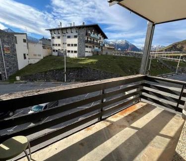 Pla d'Adet Apartment | Studio Armazan F