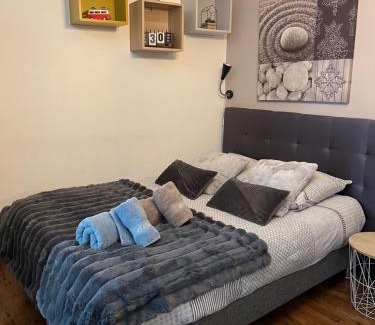 Bourg-Saint-Maurice Apartment | Studio aux pieds des montagnes