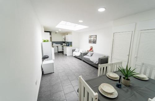 Selly Oak Apartment | Studio available close to Queen Elizabeth Hospital