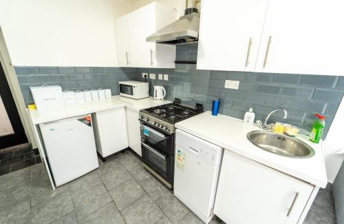 Selly Oak Apartment | Studio available close to Queen Elizabeth Hospital