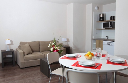 Roz-sur-Couesnon Apartment | Studio avec accès au sauna et à la piscine !