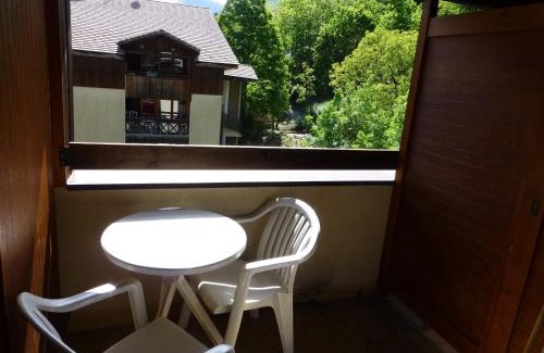 Brides-les-Bains Apartment | Studio avec Balcon Exposé Est, Parking et WIFI Inclus - Brides-les-Bains - FR-1-512-186