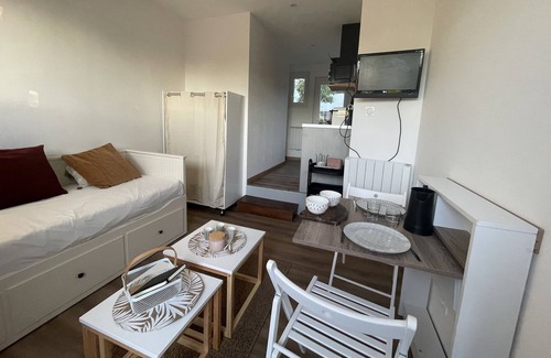 Castelginest Apartment | Studio Avec Terrasse Privative Près de Toulouse
