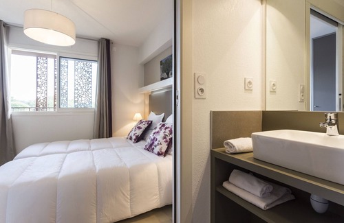 Remoulins Apartment | Studio avec Wi-Fi Gratuit Près du Pont du Gard