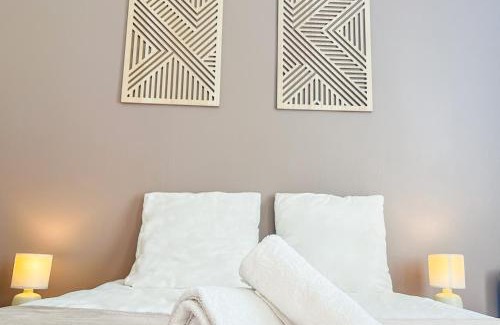 Meaux Apartment | Studio B3 - Centre-Ville Meaux - Proche Disneyland