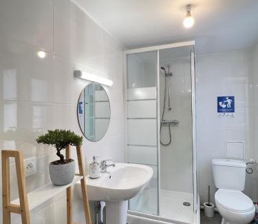 Meaux Apartment | Studio B4 - Centre-Ville Meaux - Proche Disneyland