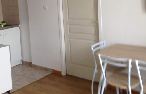 Seyne Apartment | studio bedroom terrace