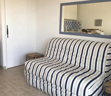 Cogolin Apartment | Studio Bellevue