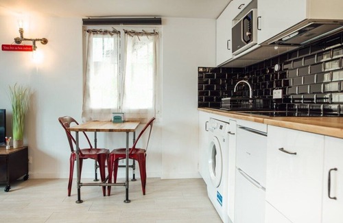 Le Perreux-sur-Marne Apartment | Studio BISTROT near PARIS and DISNEYLAND - FREE WIFI