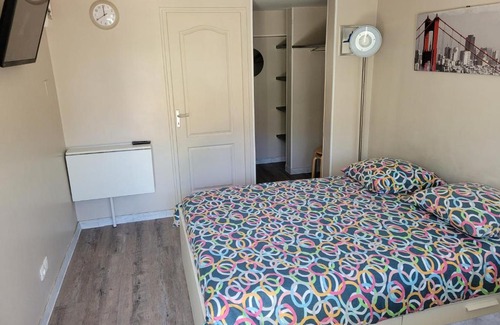 Mitry-Mory Apartment | Studio Buffon