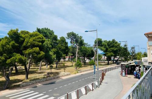 Argeles Plage Apartment | Studio cabine à 50m de la plage - 4 couchages - FR-1-309-398
