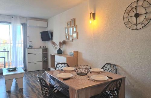 Cap d'Agde Apartment | Studio cabine 4 couchages CAP D 'AGDE CT345-412