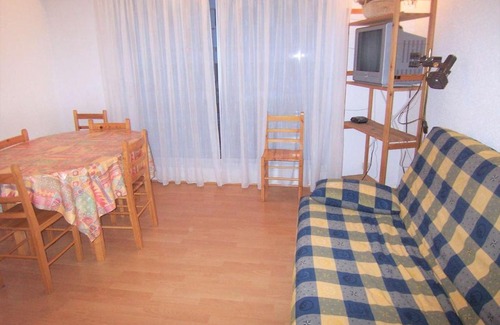 Pla d'Adet Apartment | Studio Cabine 6 Pers avec Balcon, Exposé Sud, à 1700m d'Altitude à Saint-Lary-Soulan - FR-1-457-187