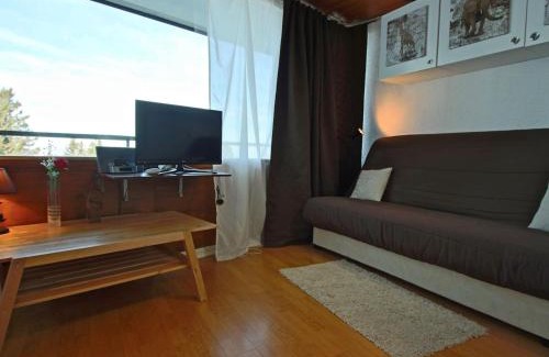 Chamrousse Apartment | Studio cabine avec balcon, proche des pistes, bien équipé, idéal pour 4 personnes - FR-1-340-195