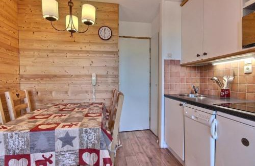 Belle Plagne Apartment | Studio cabine confortable avec balcon au pied des pistes - FR-1-455-163