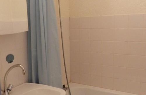 Le Pleynet Apartment | Studio cabine cosy avec balcon, pieds des pistes, 4 couchages, parking gratuit - FR-1-557A-16