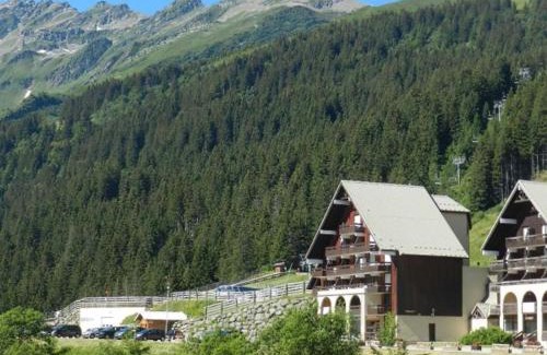 Le Pleynet Apartment | Studio cabine cosy avec balcon, pieds des pistes, 4 couchages, parking gratuit - FR-1-557A-16
