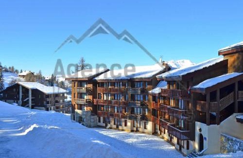 Bellentre Apartment | Studio cabine cosy avec balcon, bien équipé, accès rapide aux pistes et commerces – Montchavin Les Coches - FR-1-329-10