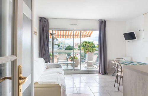 Arcachon Apartment | Studio Cabine en première ligne avec vue bassin.