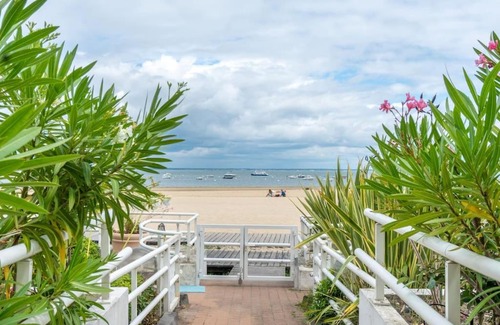 Arcachon Apartment | Studio Cabine en première ligne avec vue bassin.