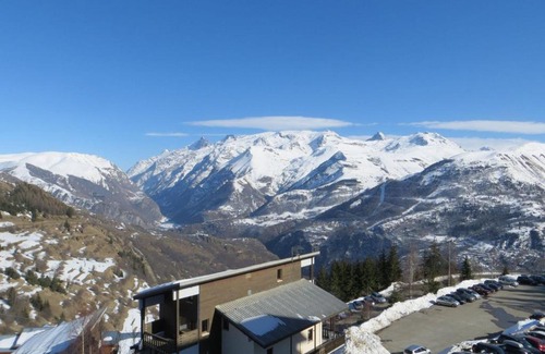 Auris Apartment | Studio cabine fermée, 4 couchages, balcon ensoleillé, au pied des pistes - Auris en Oisans - FR-1-297-306