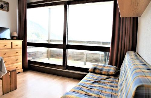 Auris Apartment | Studio cabine fermée, 4 couchages, balcon ensoleillé, au pied des pistes - Auris en Oisans - FR-1-297-306