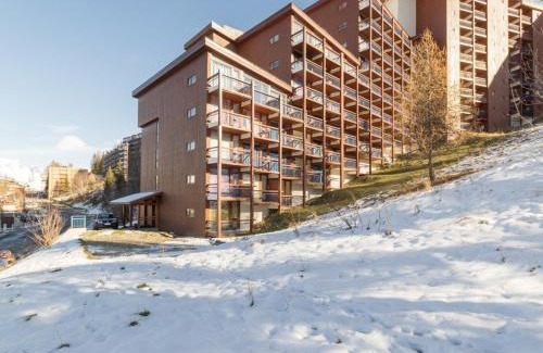 Arc-1800 Apartment | Studio cabine 4 pers, proche centre, balcon - FR-1-346-457