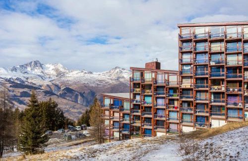 Arc-1800 Apartment | Studio cabine 4 pers, proche centre, balcon - FR-1-346-457