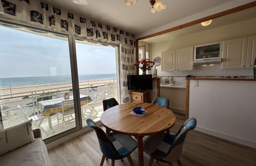 Saint-Jean-de-Monts Apartment | Studio Cabine 4 Couchages avec Balcon et Parking - Saint-Jean-de-Monts - FR-1-224C-18