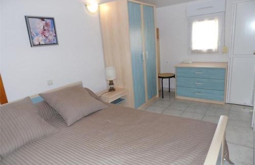 Marseillan Plage Apartment | Studio Cabine Mezzanine - Terrasse, Parking Privé, Entièrement Équipé - 4 Couchages - FR-1-326-606