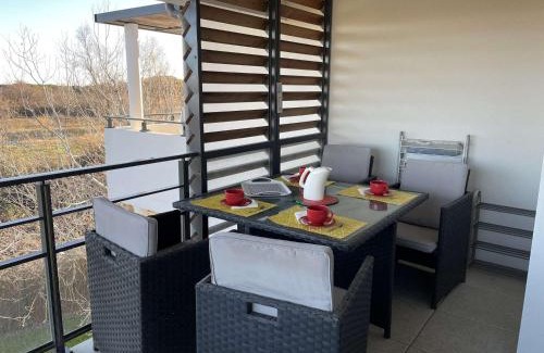 Le Grau-Du-Roi Apartment | Studio cabine neuf avec terrasse proche plage et centre, parking privé inclus - FR-1-250-185