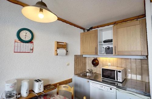 Reberty Apartment | Studio cabine pour 4 pers, 21m², skis aux pieds, balcon, Reberty 1850, proximité commerces et animations - FR-1-178-298