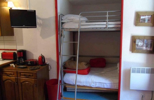 Valfrejus Apartment | Studio cabine près télécabine, wifi, parking, 4 pers - FR-1-561-68