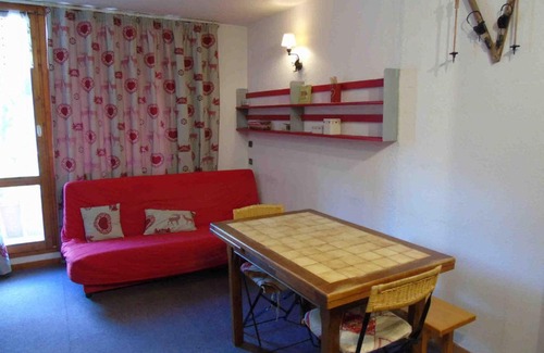 Valfrejus Apartment | Studio cabine près télécabine, wifi, parking, 4 pers - FR-1-561-68
