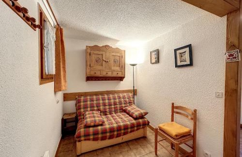 Combloux Apartment | Studio cabine proche centre Combloux, 4 pers, balcon, parking - FR-1-560-53