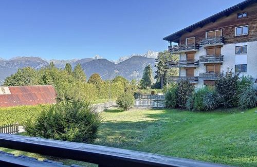 Combloux Apartment | Studio cabine proche centre Combloux, 4 pers, balcon, parking - FR-1-560-53