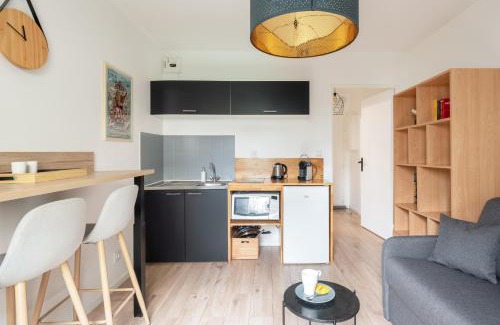 Quai de la Fosse Apartment | Studio Centre-Ville avec Terrasse et Parking Sécurisé Gratuit