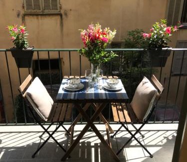 Old Town Apartment | Studio Chateau - Vieux Nice
