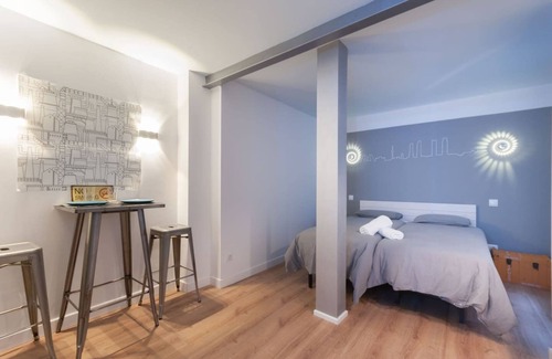 Atocha Apartment | -*Studio City Centre-Atocha-Delicias-WiFi, A/C*-