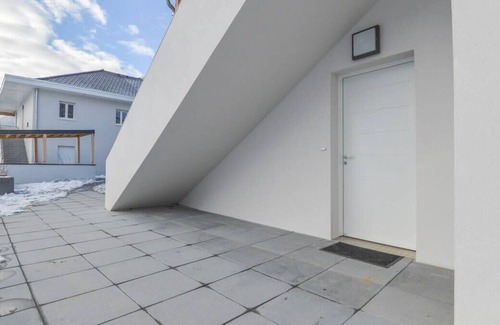 Chaparon Apartment | Studio Classified 2 stars with tennis court and near the lake