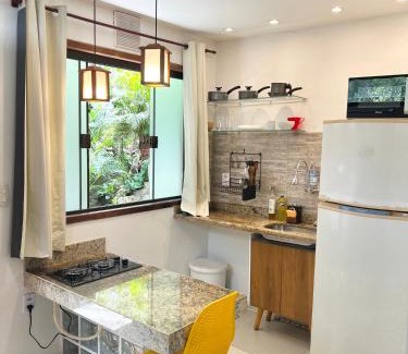 Leme Apartment | Studio close Copacabana beach at Babilônia hill