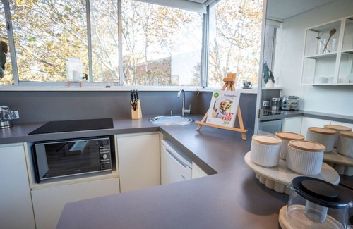 Elizabeth Bay Apartment | Studio close to city and marina