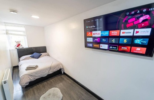 Selly Oak Apartment | Studio close to Selly Oak train station