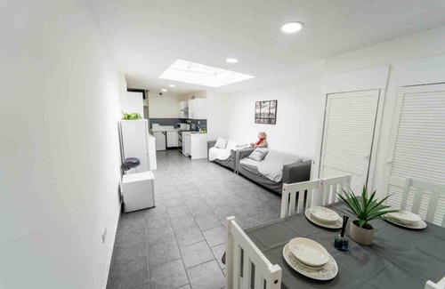 Selly Oak Apartment | Studio Close to Selly Oak Train Station