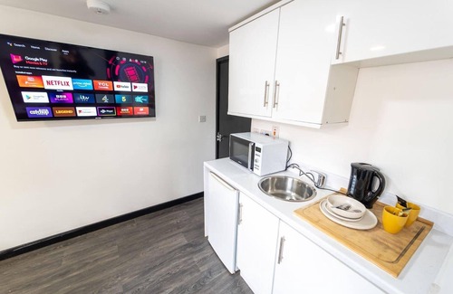 Selly Oak Apartment | Studio Close to Selly Oak Train Station
