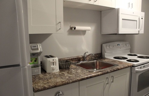 Woodstock House | Studio - Close to Woodstock Hospital
