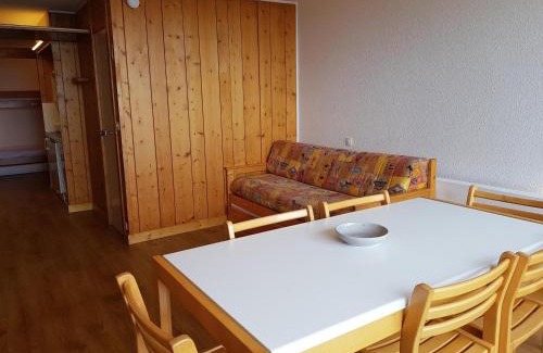Arc-1600 Apartment | Studio coin montagne 5 pers, proche pistes et commerces, avec terrasse exposée Sud - FR-1-411-36